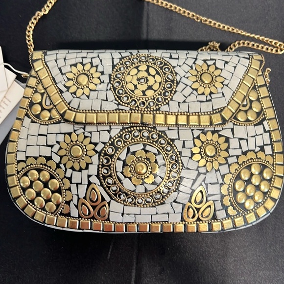 Antik Kraft | Metal Mosaic Purse w/ Crossbody Strap - Picture 9 of 15